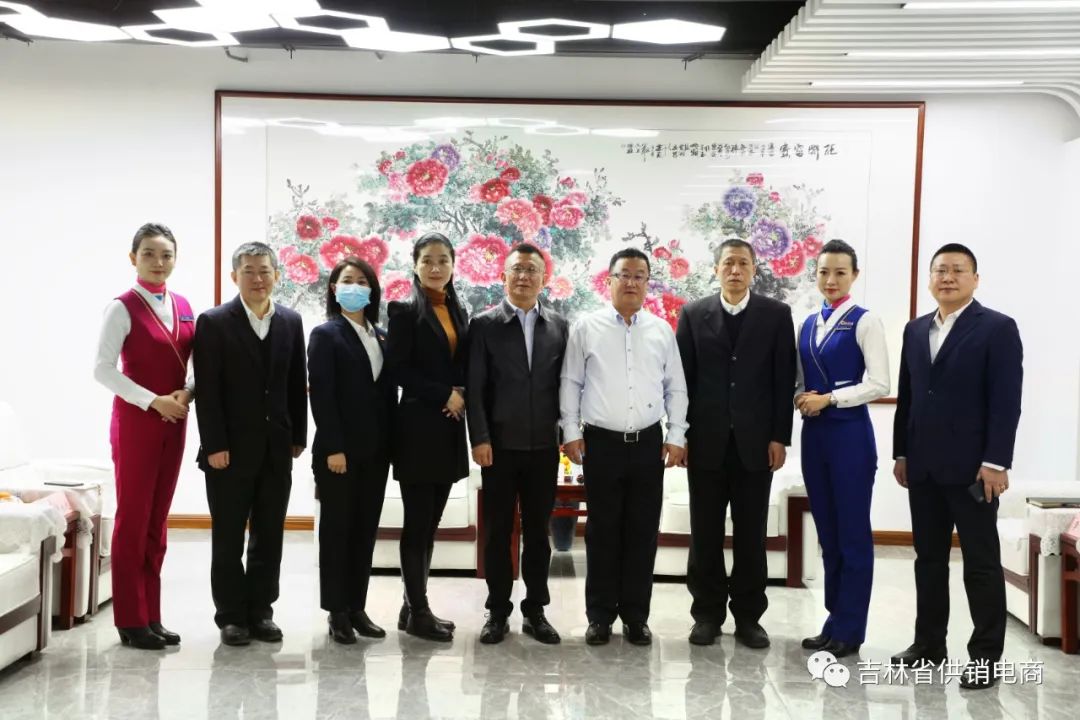 南方航空公司吉林分公司工會(huì)主席胡傳武一行來我公司參觀調研